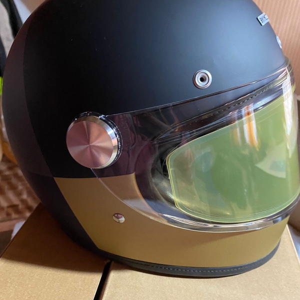 Casco Grand Racer Color: Keimola Talla: 58/59