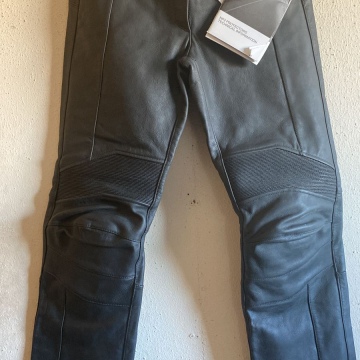 BMW MOTORRAD DARKNITE TALLA 38