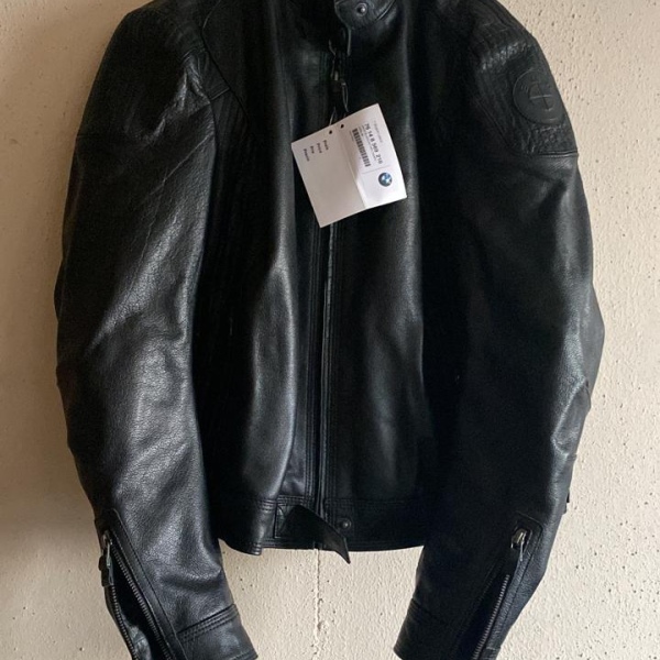 BMW BLACKLEATHER TALLA 48