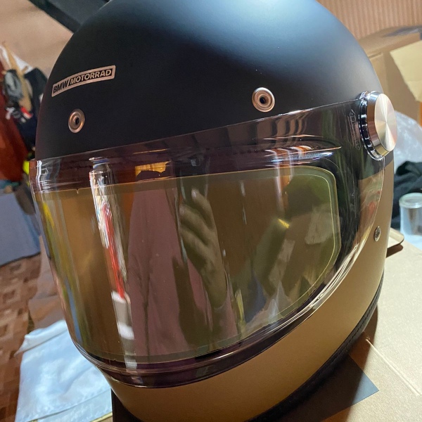 Casco Grand Racer color: Keimola talla 58/59